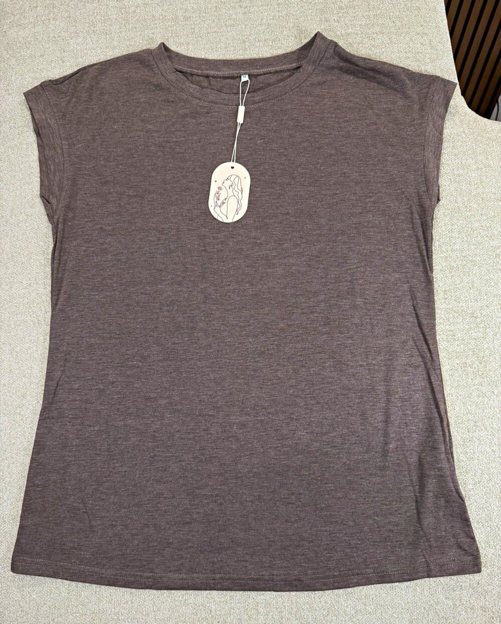 Women’s Gray Solid Crew Neck Sleeveless Knit Pullover Top Regular Size M